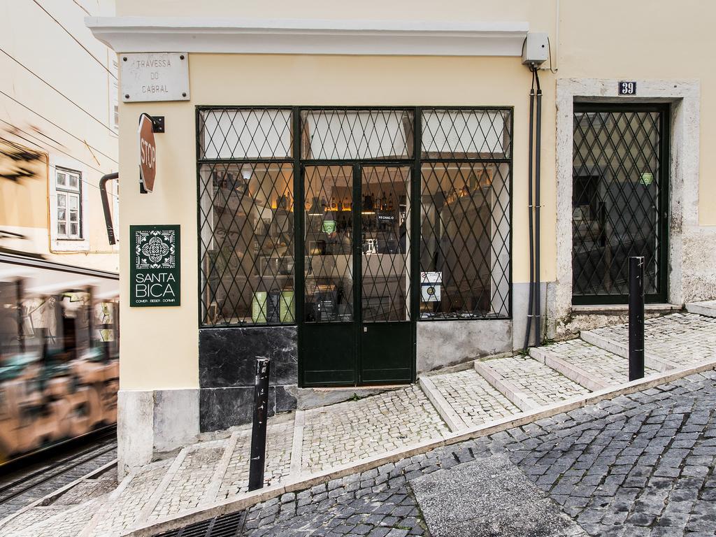 Santa Bica Eat Drink&Sleep Bed & Breakfast Lisabona Exterior foto