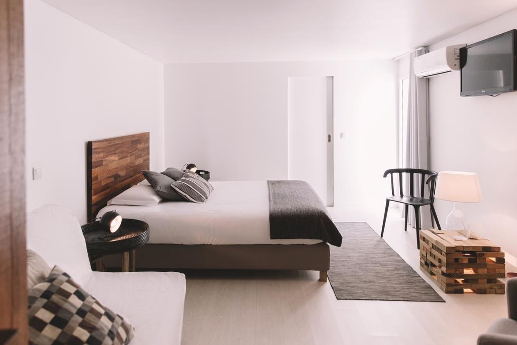 Santa Bica Eat Drink&Sleep Bed & Breakfast Lisabona Exterior foto